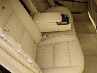 2010 Mercedes-Benz S-Class Pictures