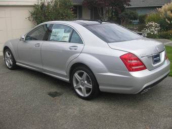 2010 Mercedes-Benz S-Class Pictures