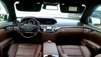 2010 Mercedes-Benz S-Class Photos