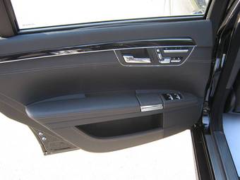 2012 Mercedes-Benz S-Class Wallpapers