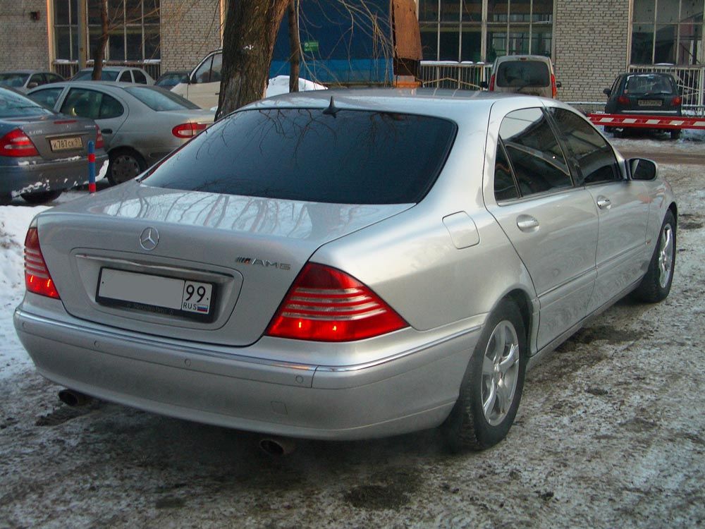 2000 Mercedes-Benz S320