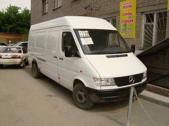 1996 Mercedes-Benz Sprinter Images