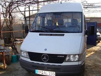 1999 Mercedes-Benz Sprinter Images