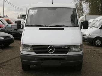 1999 Mercedes-Benz Sprinter Photos