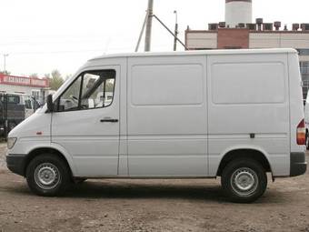 1999 Mercedes-Benz Sprinter Photos