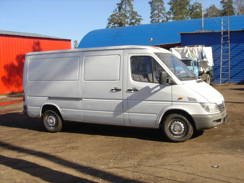 mercedes benz sprinter 2000 model