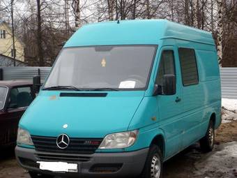 2001 Mercedes-Benz Sprinter Photos