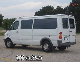 2002 Mercedes-Benz Sprinter Pictures