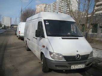 2002 Mercedes-Benz Sprinter Pics