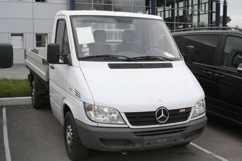 2003 Mercedes-Benz Sprinter Photos