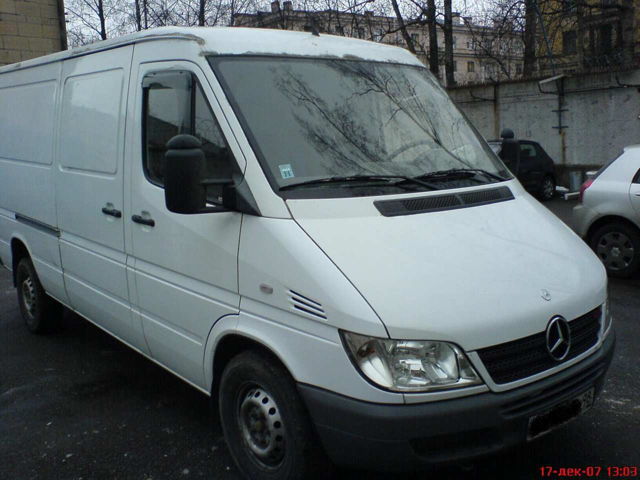 2004 MercedesBenz Sprinter specs, Engine size 2.2, Fuel