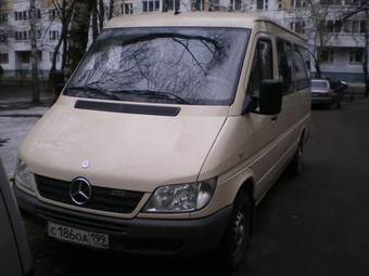 2005 Mercedes-Benz Sprinter Pictures