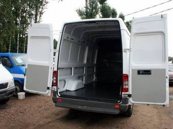 2005 Mercedes-Benz Sprinter Photos