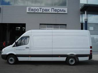 2008 Mercedes-Benz Sprinter Pictures