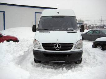 2008 Mercedes-Benz Sprinter Pictures