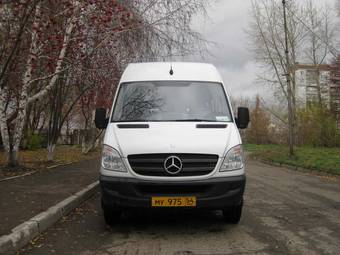 2009 Mercedes-Benz Sprinter Pictures