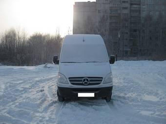 2009 Mercedes-Benz Sprinter Pictures