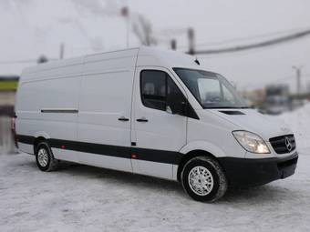 2009 Mercedes-Benz Sprinter Pictures