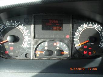 2010 Mercedes-Benz Sprinter Pics