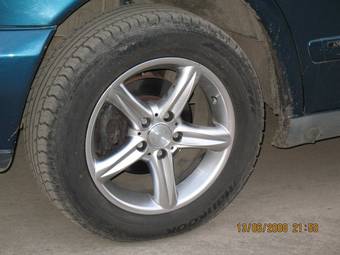 1997 Mercedes-Benz V-Class Pictures