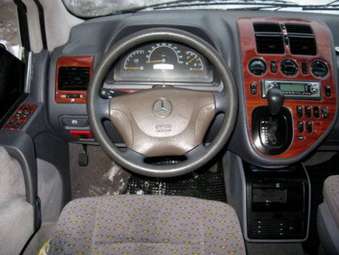 2002 Mercedes-Benz V-Class Pictures