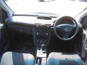 2002 Mercedes-Benz Vaneo Images