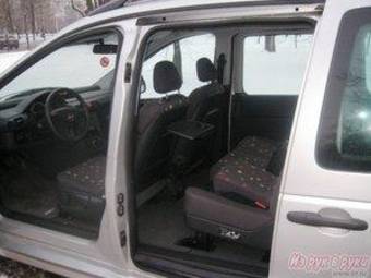 2004 Mercedes-Benz Vaneo Photos