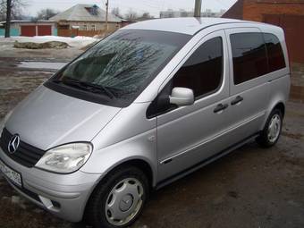 2005 Mercedes-Benz Vaneo Photos