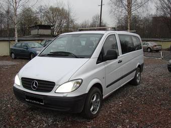 2003 Mercedes-Benz Viano Pictures