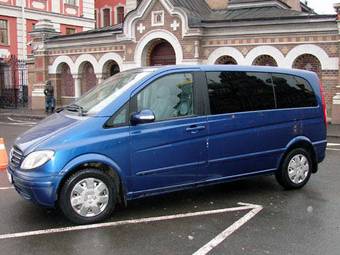 2003 Mercedes-Benz Viano Photos