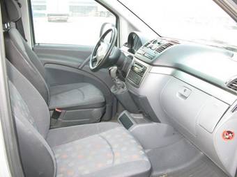 2004 Mercedes-Benz Viano Pictures