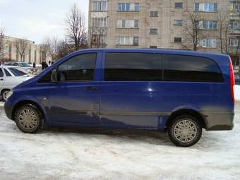 2004 Mercedes-Benz Viano Photos