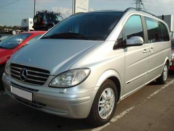 2004 Mercedes-Benz Viano Photos