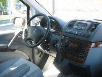 2007 Mercedes-Benz Viano Photos