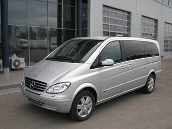 2009 Mercedes-Benz Viano Photos