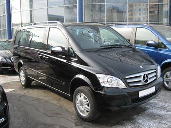 2011 Mercedes-Benz Viano Pictures