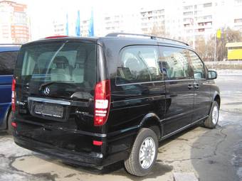 2011 Mercedes-Benz Viano Photos