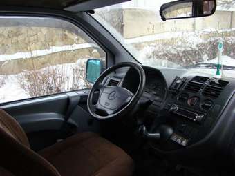 1998 Mercedes-Benz Vito Photos