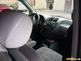 1999 Mercedes-Benz Vito Pictures