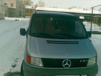 2000 Mercedes-Benz Vito Pictures