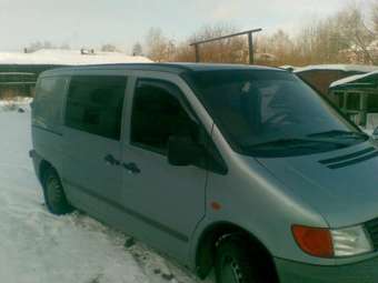 2000 Mercedes-Benz Vito Photos