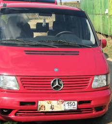 2000 Mercedes-Benz Vito Photos