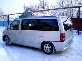 2000 Mercedes-Benz Vito Photos