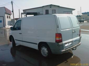 2001 Mercedes-Benz Vito Pictures