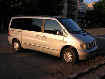 2001 Mercedes-Benz Vito Pictures