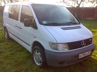 2002 Mercedes-Benz Vito Pictures