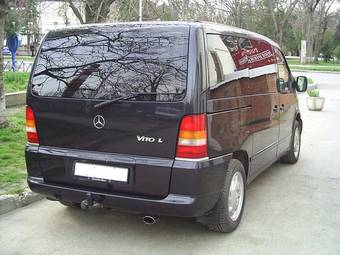 2002 Mercedes-Benz Vito Photos