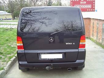 2002 Mercedes-Benz Vito Photos