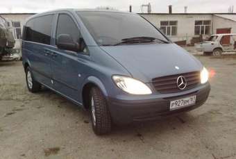 2004 Mercedes-Benz Vito Pictures