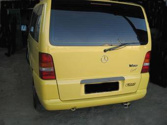 2004 Mercedes-Benz Vito Photos